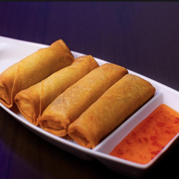 Egg Rolls (4pcs)